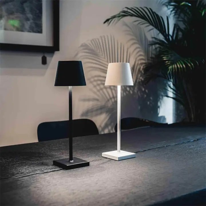 Lampe LED sans fil moderne