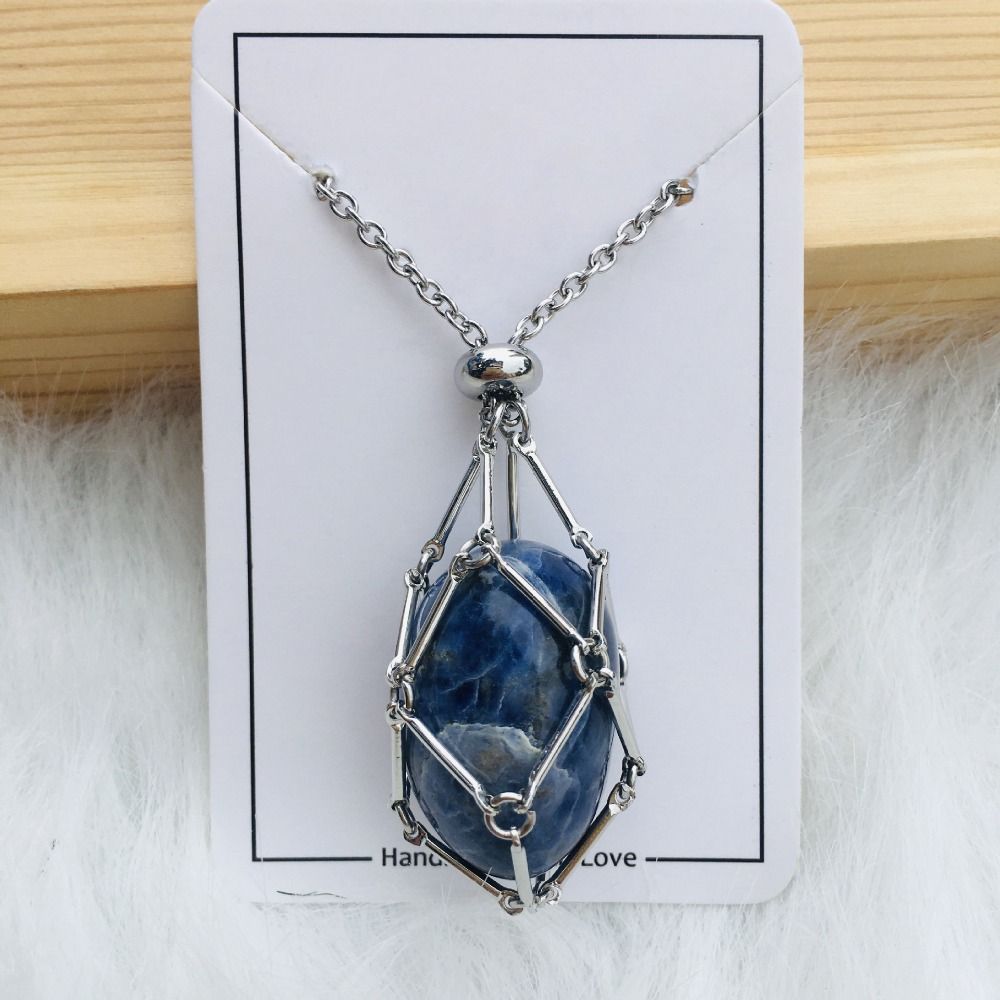 Collier en pierre de cristal