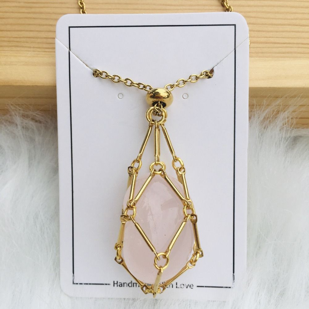 Collier en pierre de cristal