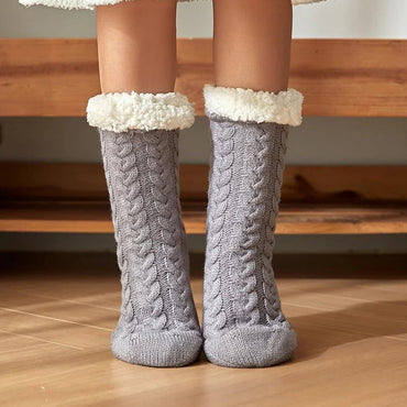 Chaussettes thermo avec une alimentation en peluche