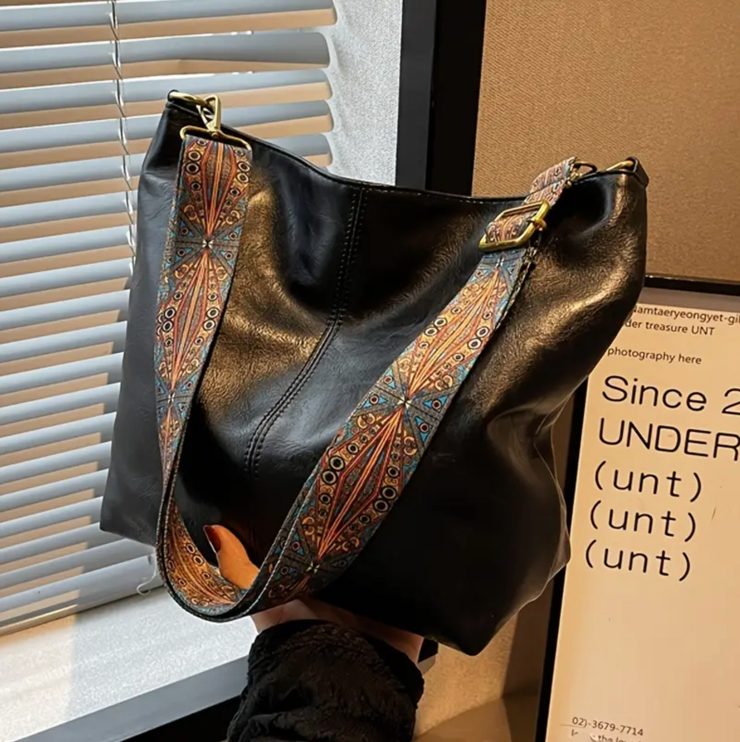 Sac à bandoulière en cuir en faux