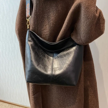 Sac à bandoulière en cuir en faux