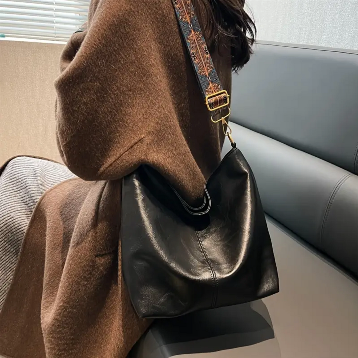 Sac à bandoulière en cuir en faux