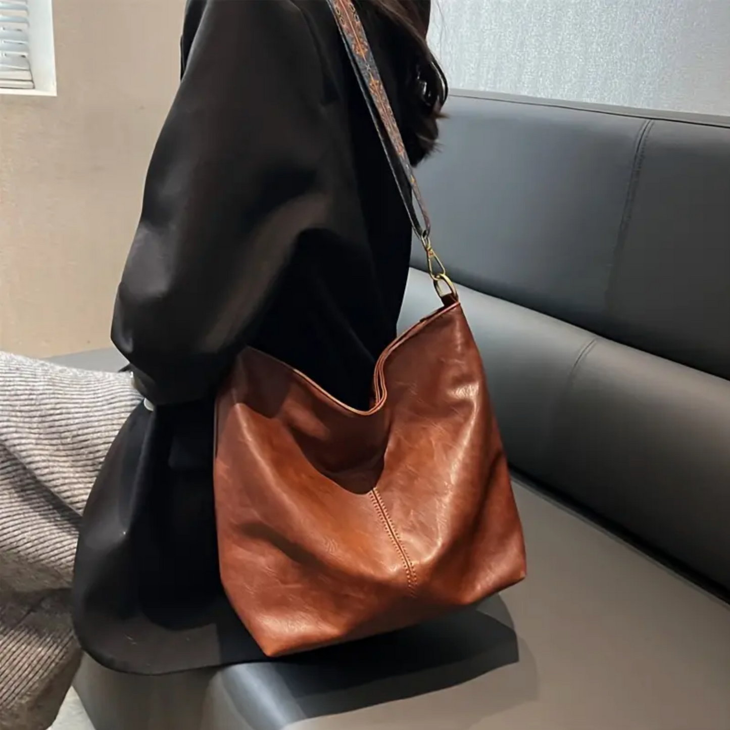 Sac à bandoulière en cuir en faux