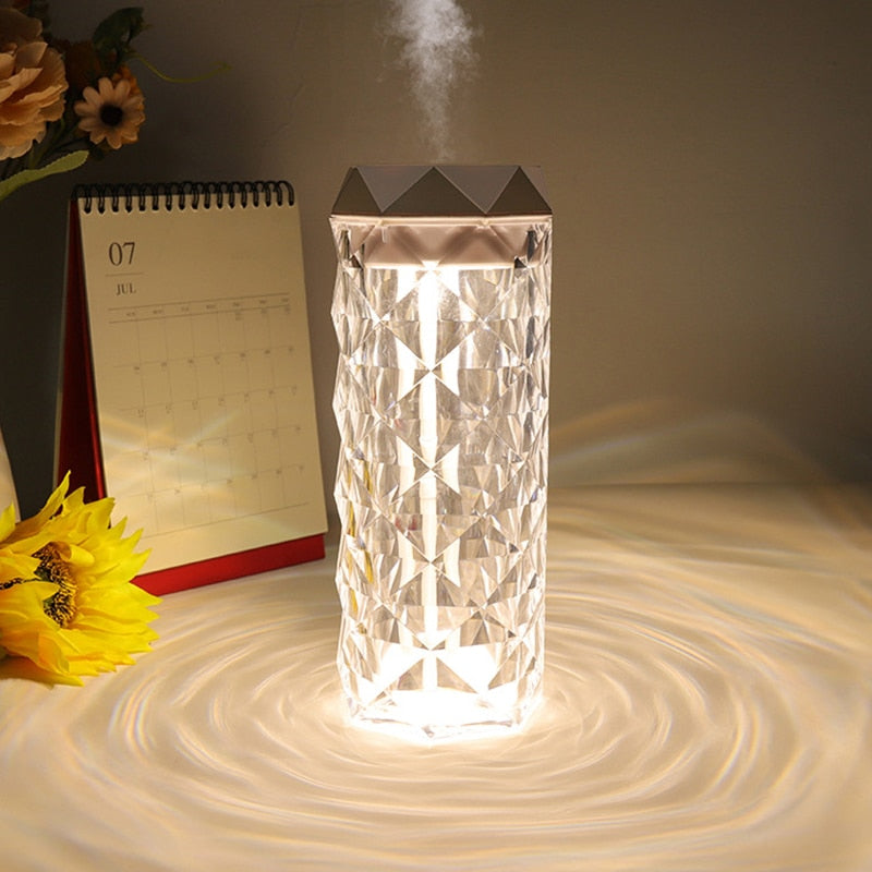 Lampe cristalline et l'humidificateur en 1